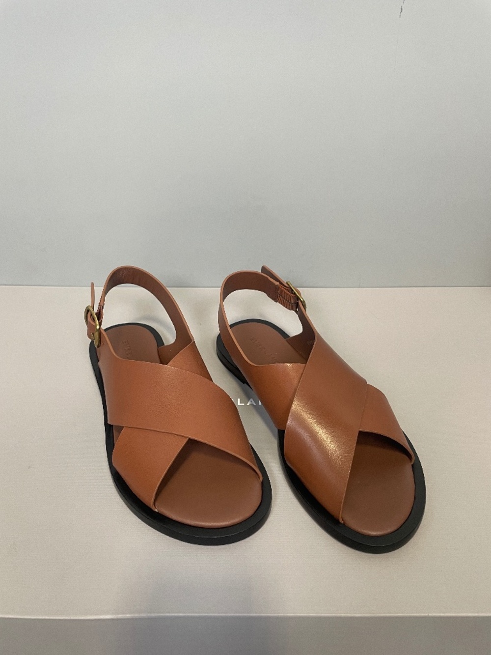 Everlane NWT The City Crossover Sandal • Rum • Size 7